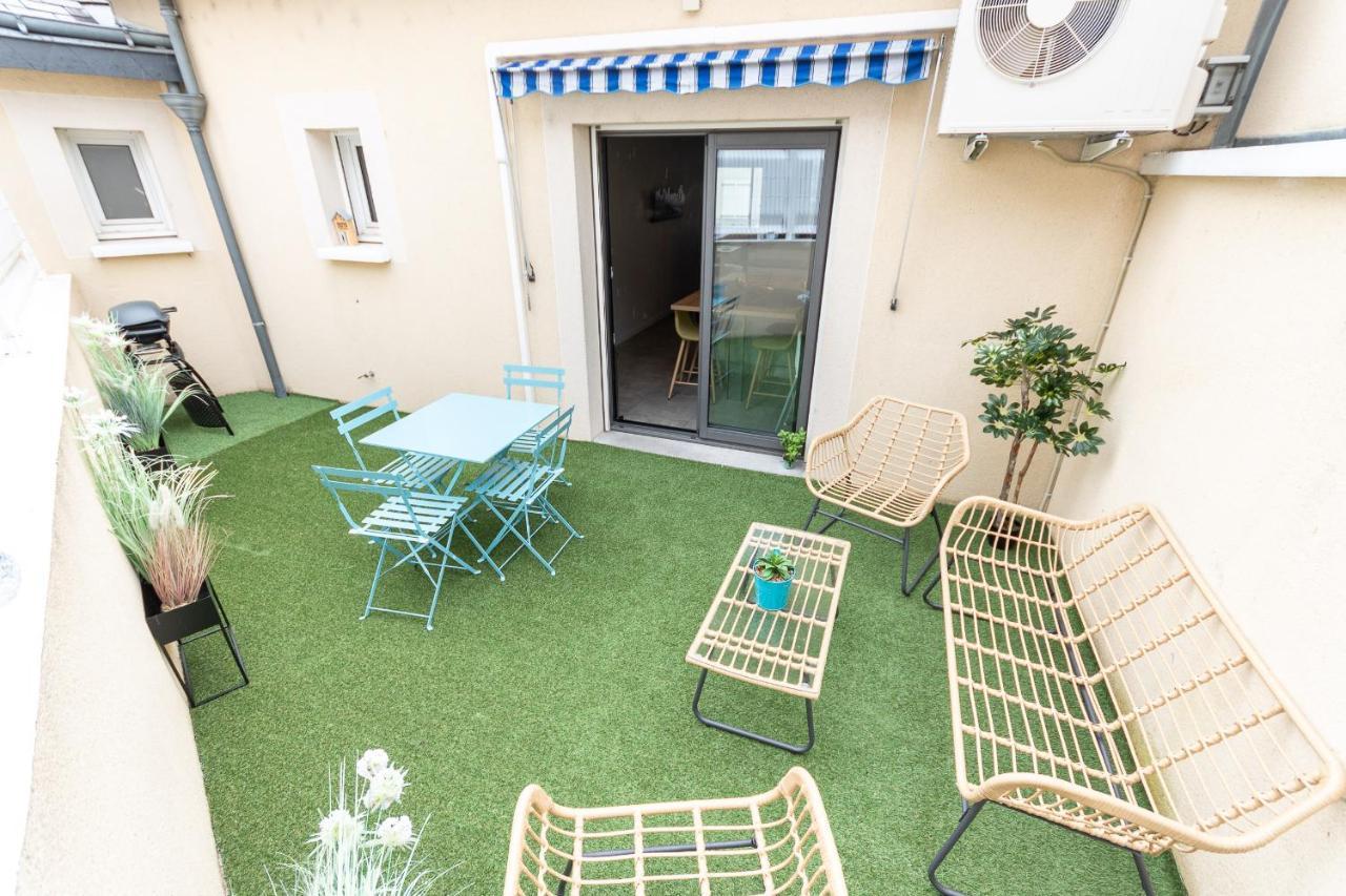 La Bigote-Ideal Groupe-6 Chambres-Billard-Terrasse Angers Exterior photo